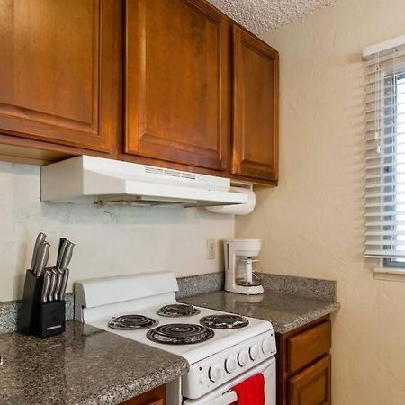Lovely 1 Bedroom With Kitchen, Free Wifi & Parking Kapa'a Exterior photo